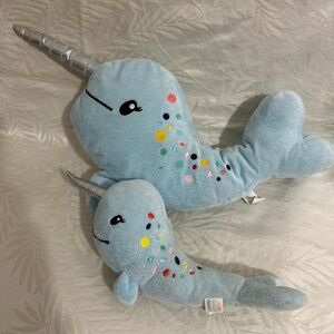 Narwhal mother and baby plush whale - ABC Bakers, girl scouts great cond.
